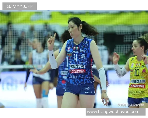 朱婷效率高却被换下？桑塔雷利解析科内首败，揭秘中国女排核心的“隐形”挑战