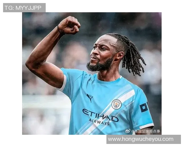 曼联防线的“新真命天子”？揭秘雷恩新星雅凯：天空体育曝料背后的博弈与冬窗死结